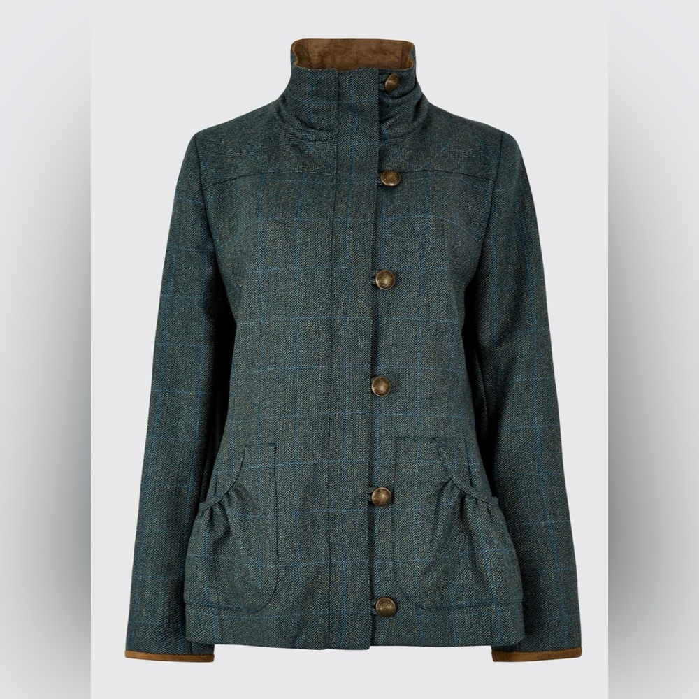 Dubarry of Ireland, Bracken Tweed Coat in Mist, Retail is $699, this is like new